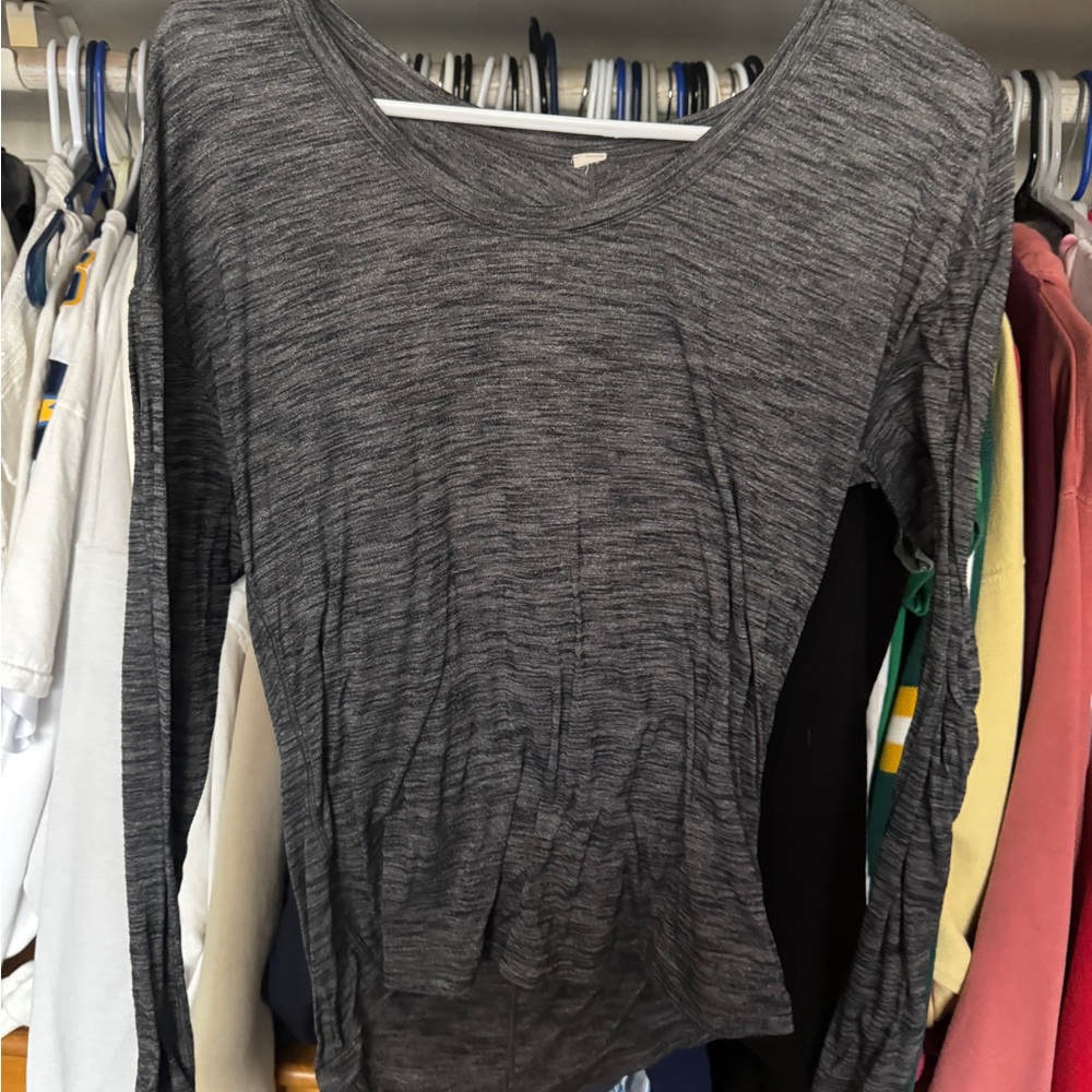 Lululemon Athletica Gray Fitted Top